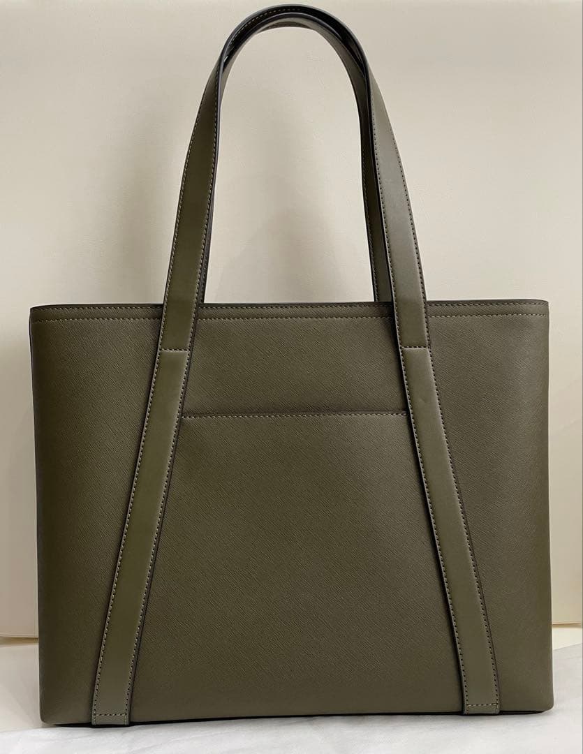 【新品未使用❤︎】MICHAEL KORS オリーブビジネスバッグ　マイケルコース