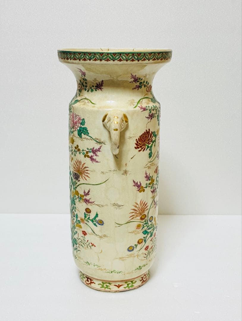 明治 薩摩焼 京薩摩 9代帯山与兵衛 上絵金彩色絵草花文象耳付花瓶