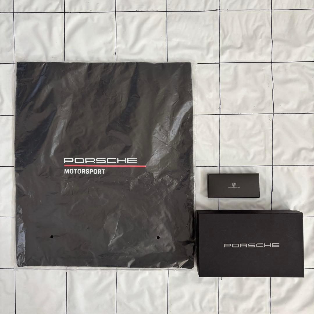 非売品】ポルシェ マカン ペーパーウェイト ミニカー メタル製