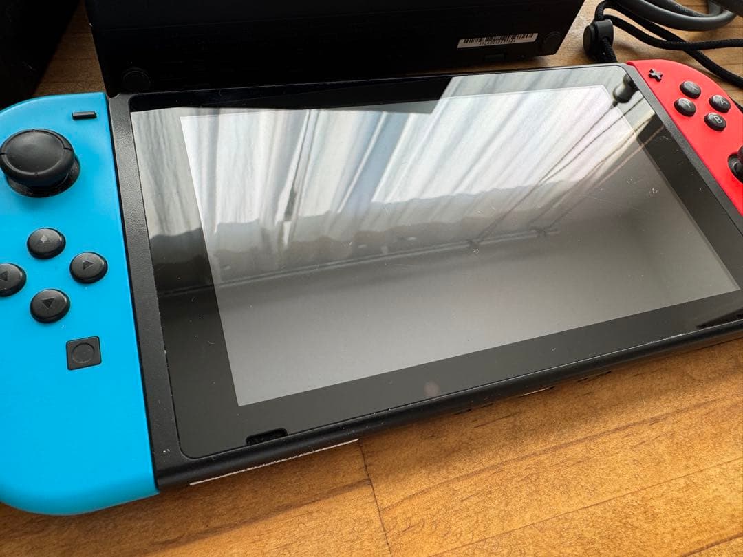 任天堂Switch　本体　中古品　完動品