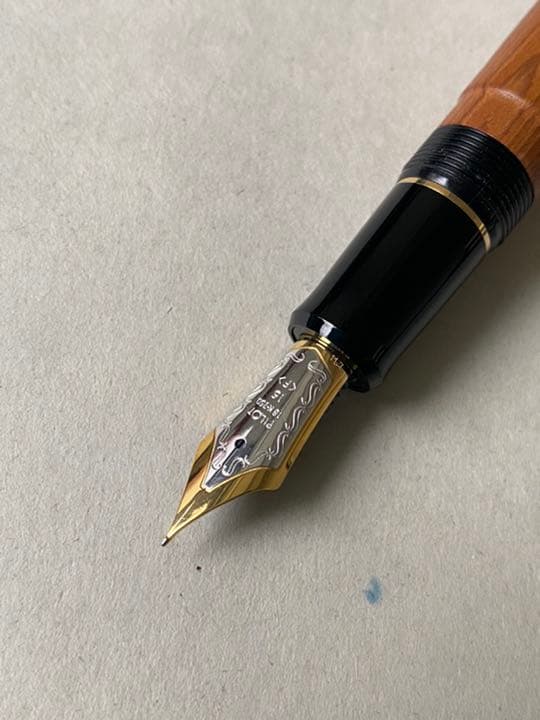 PILOT CUSTOM 一位の木 万年筆 字幅F