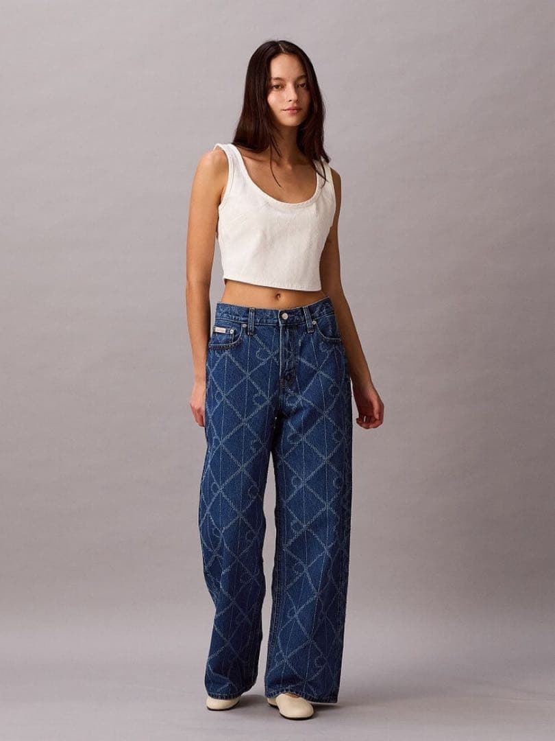 未使用☆ck カルバンクライン　タンクトップ オーバークロップドタンクトップ