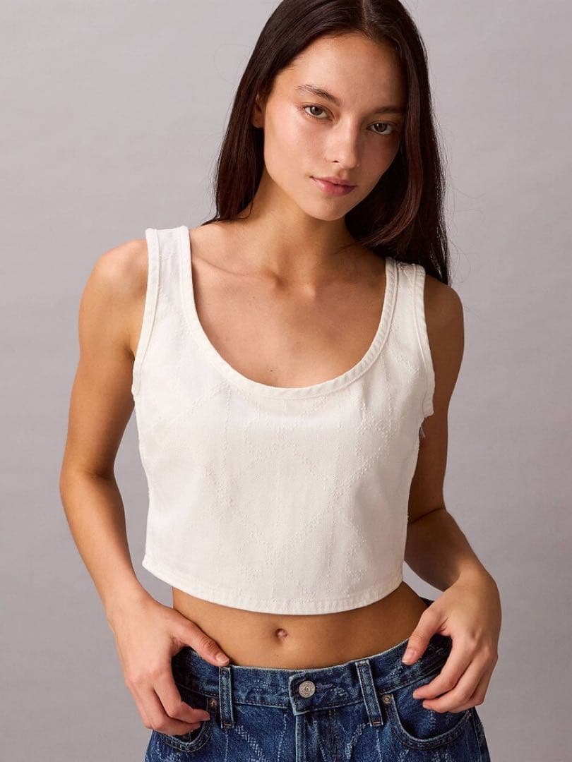 未使用☆ck カルバンクライン　タンクトップ オーバークロップドタンクトップ