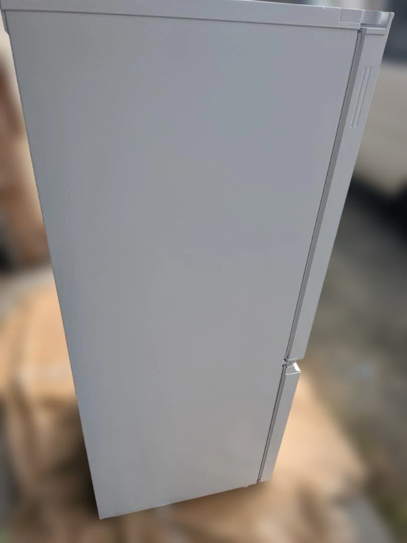 シャープ 冷蔵庫 SJ-D18J-W 幅49.5cm 179L 2023年製