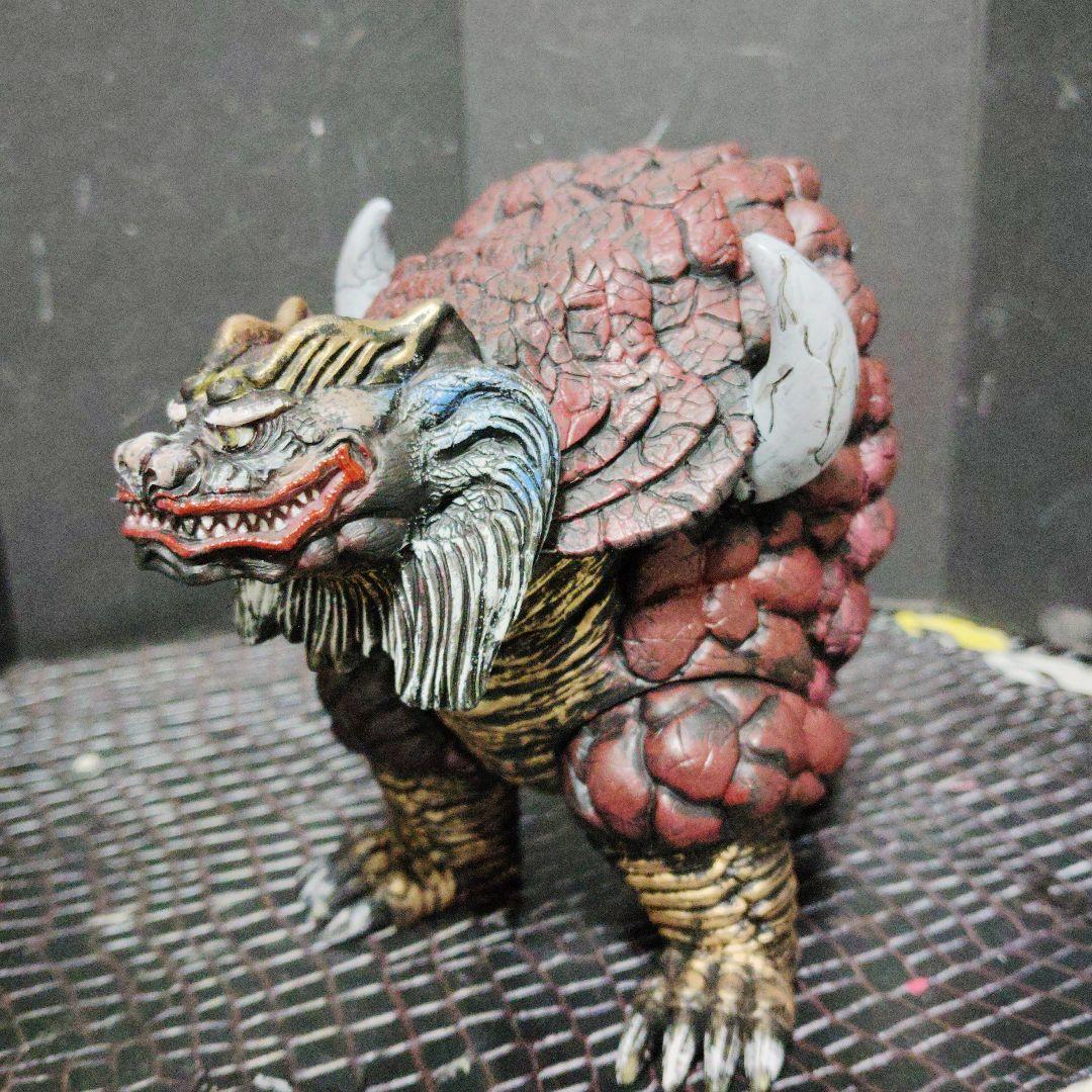 上野淳子ウルトラ怪獣旧型ソフビ確認画像