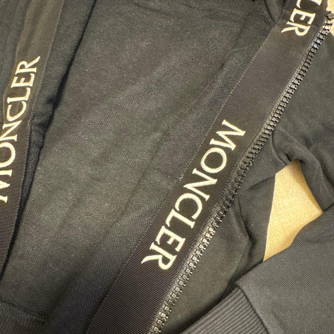 MONCLER モンクレール　パーカー