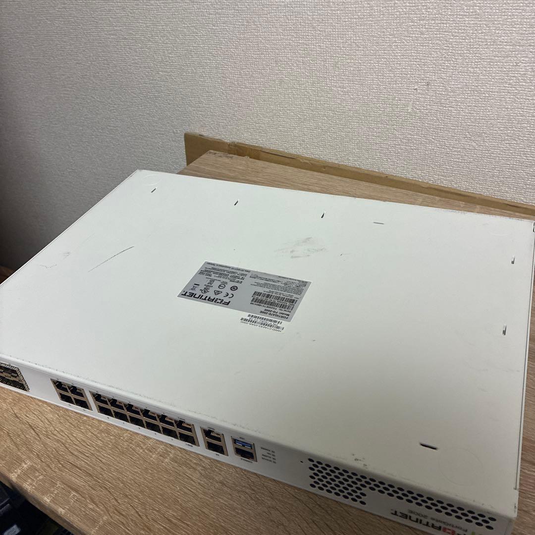 FortiGate 200E UTM ファイアウォール 1週間保証
