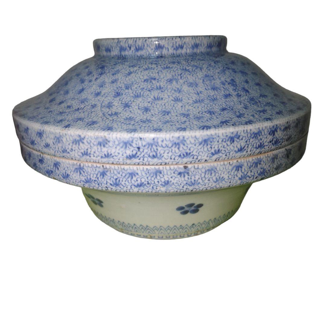 古伊万里焼　大明成化年製　ミジンコ文食籠　18世紀末から19世紀前半　江戸後期