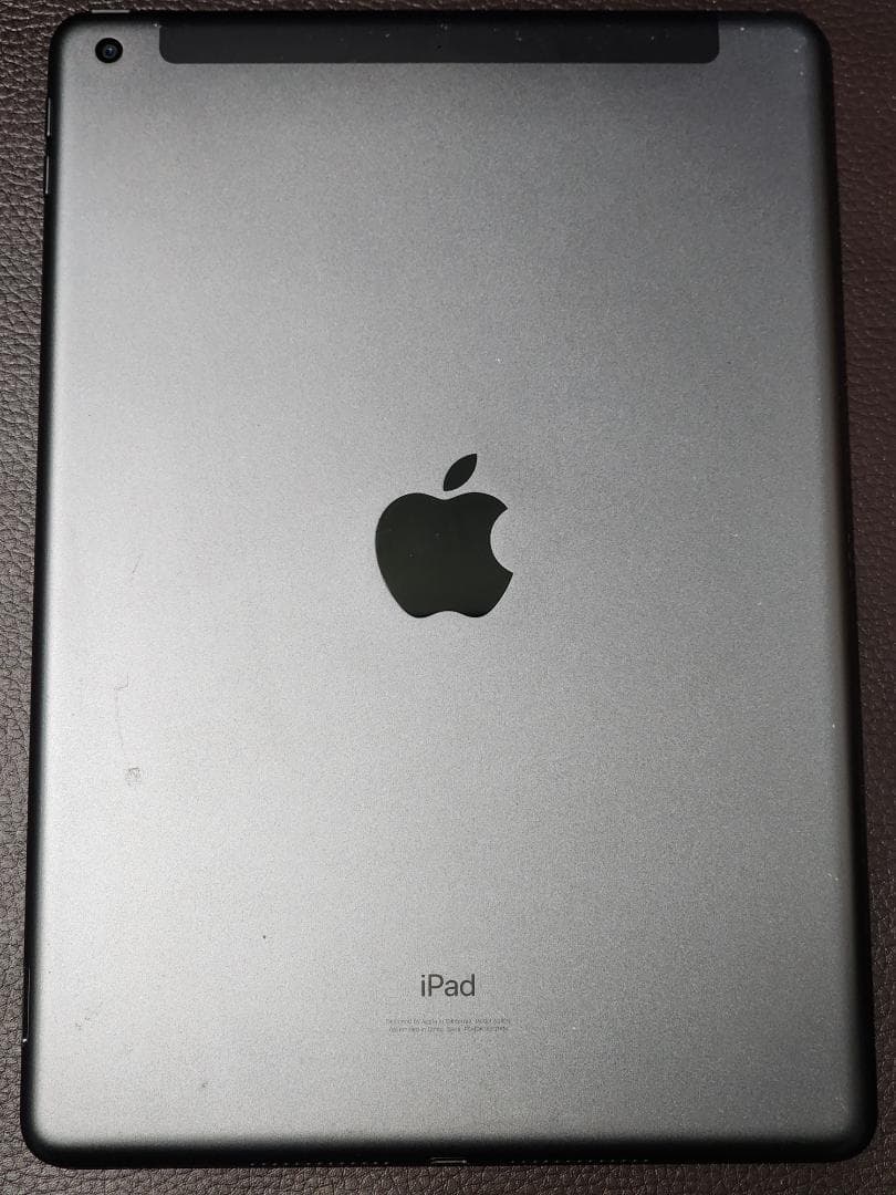 iPad 第8世代 32GB WI-fi+Cellularモデル スペースグレー - メルカリ