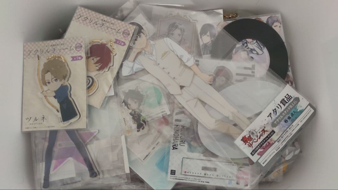 アニメグッズ　大量まとめ売り1000点以上