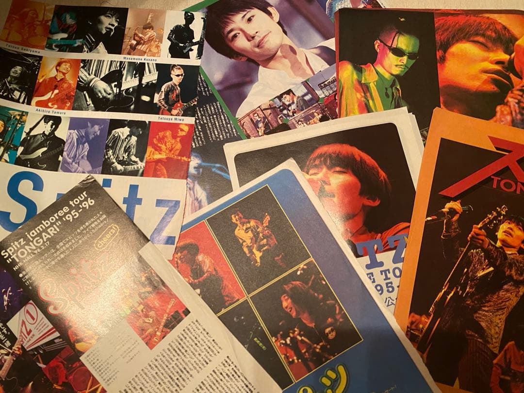 スピッツ 切り抜き フライヤー 写真 レア 非売品 初期 - メルカリ