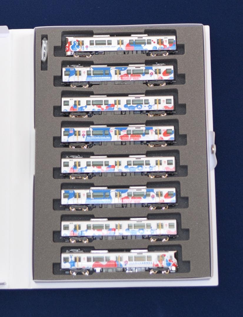 KATO 10-1990 323系「大阪・関西万博ラッピング列車」8両セット