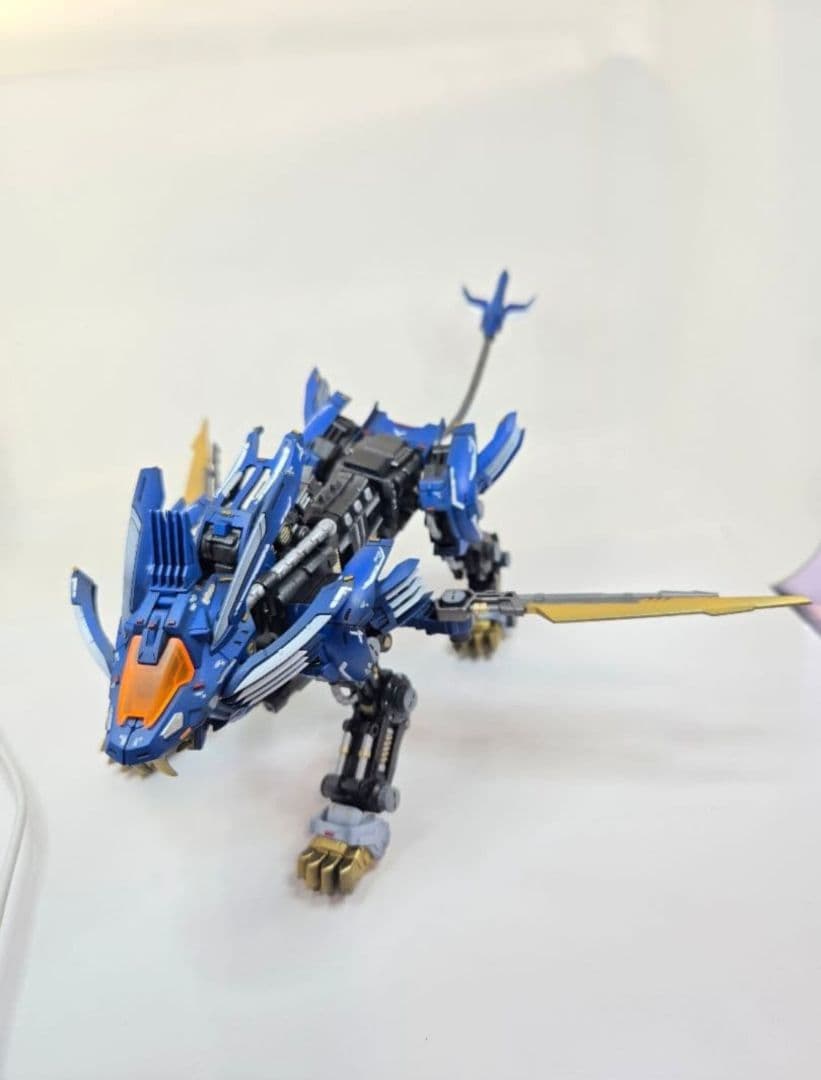 完成品　REALIZE MODEL RMZ-001 ブレードライガー