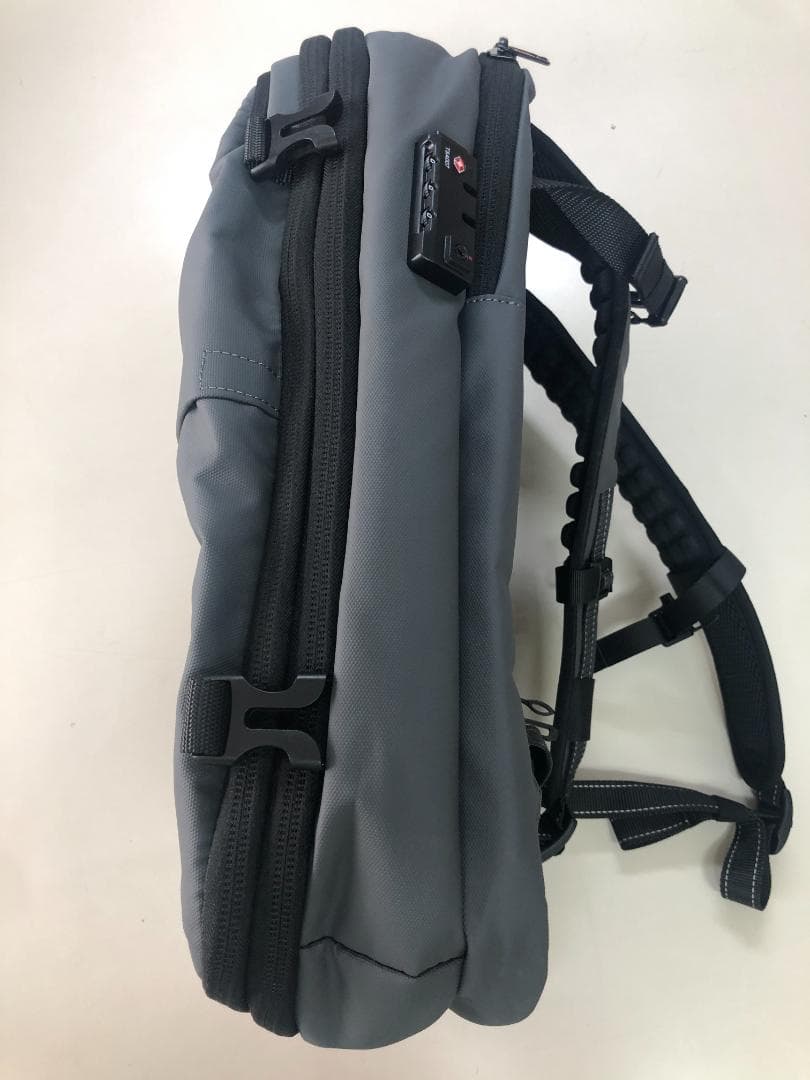 真空圧縮リュックサック(グレー) 32×15～20×49(cm) ☆ポンプ有り☆