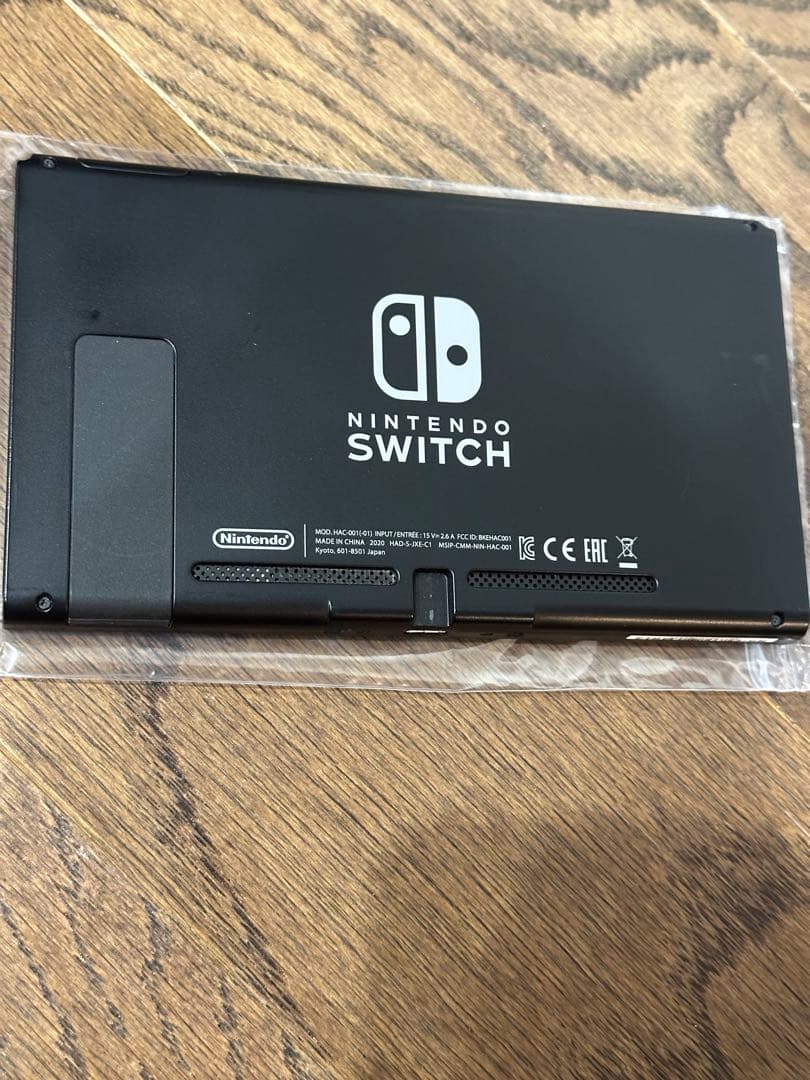 Nintendo ニンテンドー Switch ジョイコン欠品 2020年製001