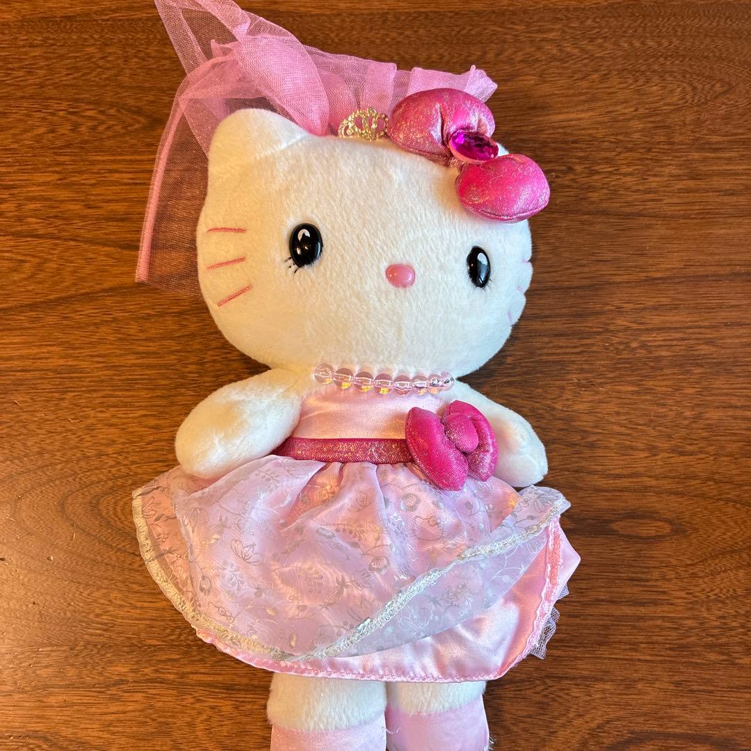 ハローキティ USJぬいぐるみ ドレス - メルカリ
