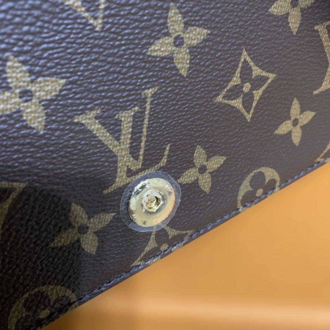 ⭐︎　LOUIS VUITTON ウォレットオンチェーン リリー