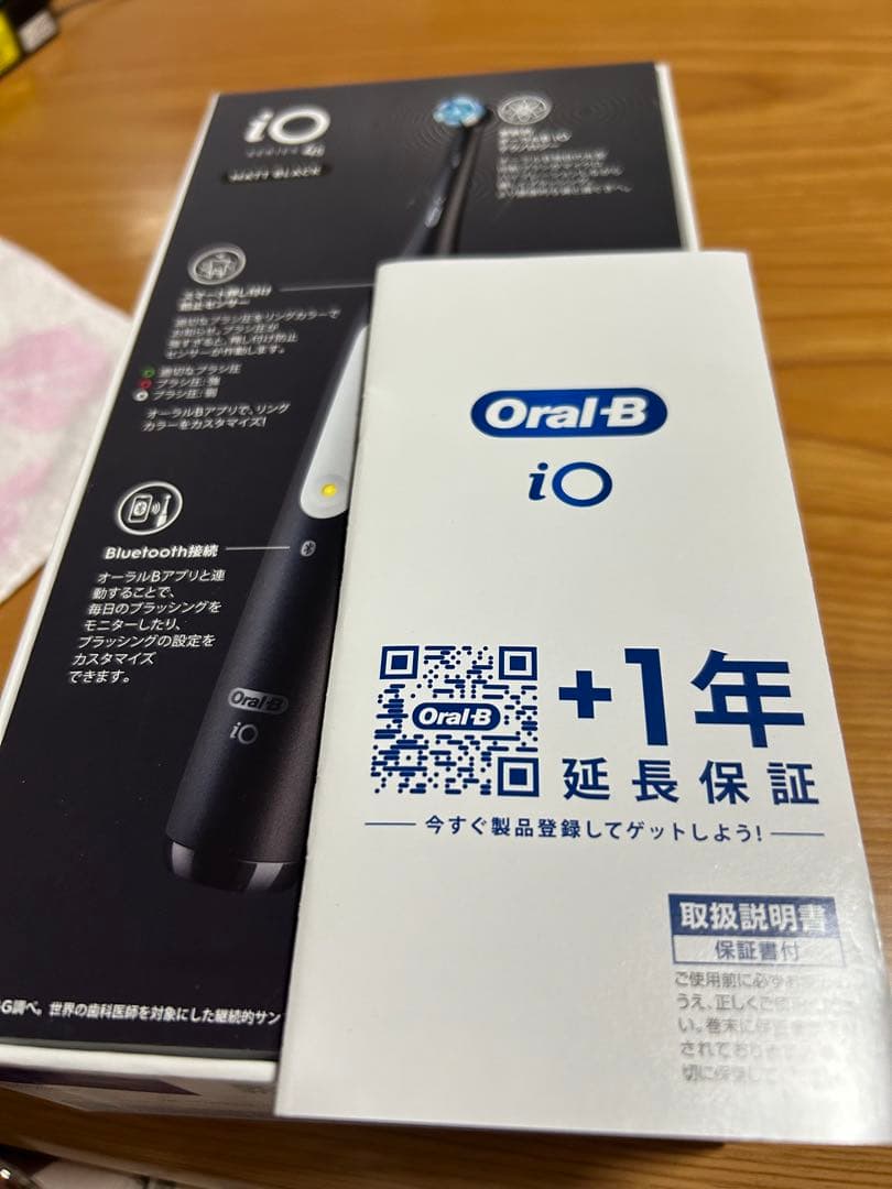 Oral-B iOシリーズ 4s 電動歯ブラシ本体　新品替ブラシ4本付き