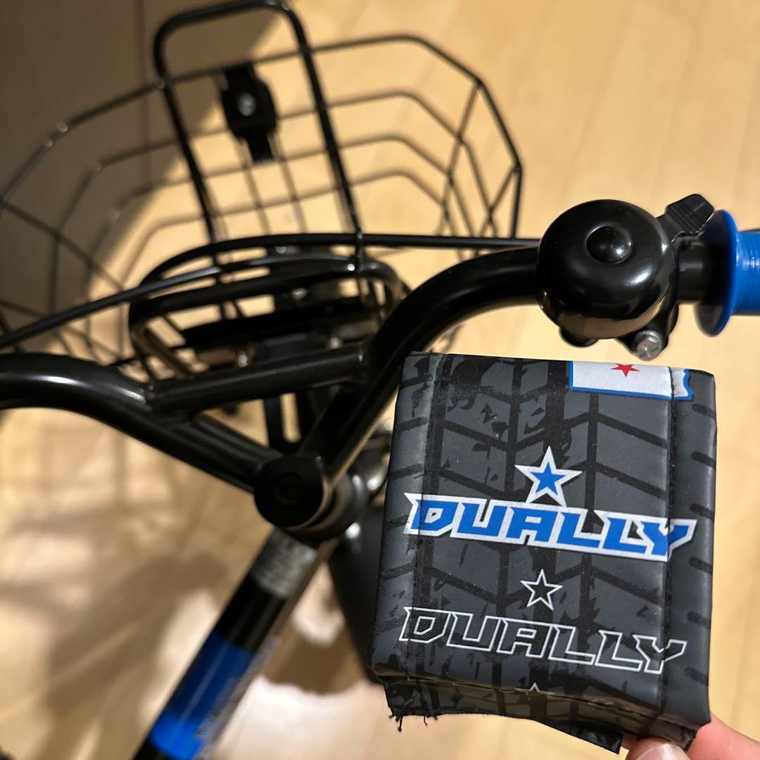 ☆引き取り限定☆世田谷区西部です。18インチ自転車 デューリー 青黒 美品