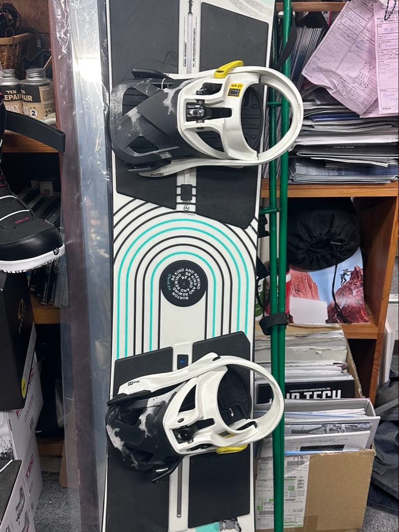 メンズBurton フォトンワイドStep OnブーツとビンディングSサイズ