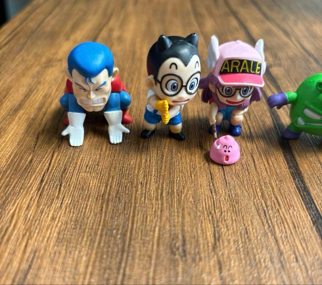 机の上のアラレちゃん アラレちゃん フィギュア セット