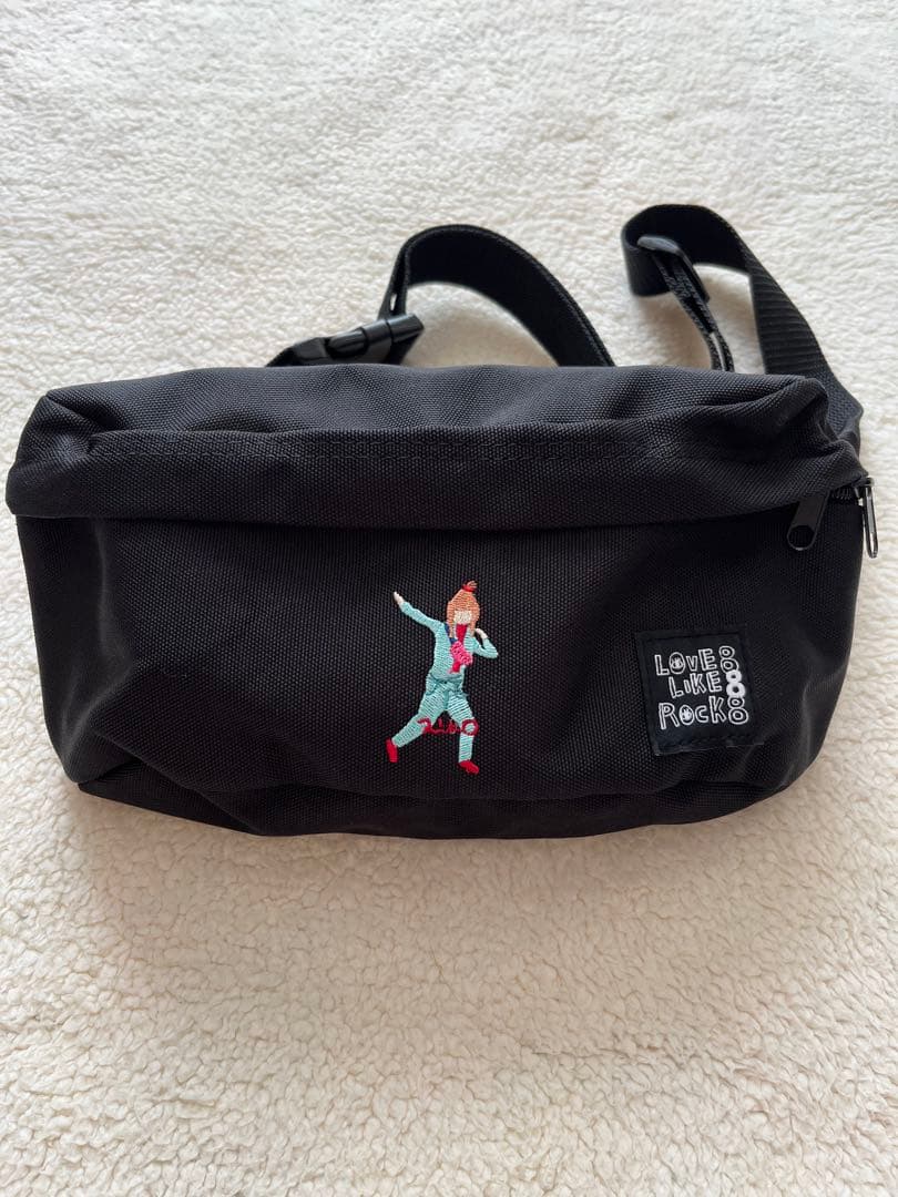 aiko ボディーバッグ ボディバッ！ aiko LLR8ウエストポーチ 黒 ボディ