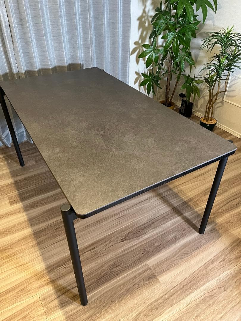 【12/10まで】【送料無料！美品】定価15.8万円セラミックダイニングテーブル