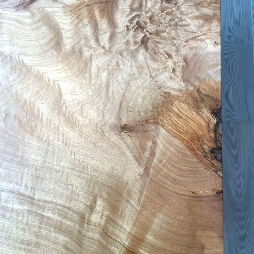 無垢材 一枚板　ダイニングテーブル　70〜75cm ×137cm ×高さ70cm