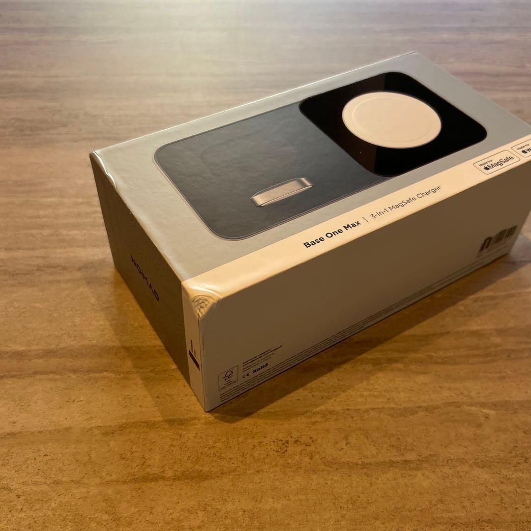 Nomad Base One Max magsafe対応充電器