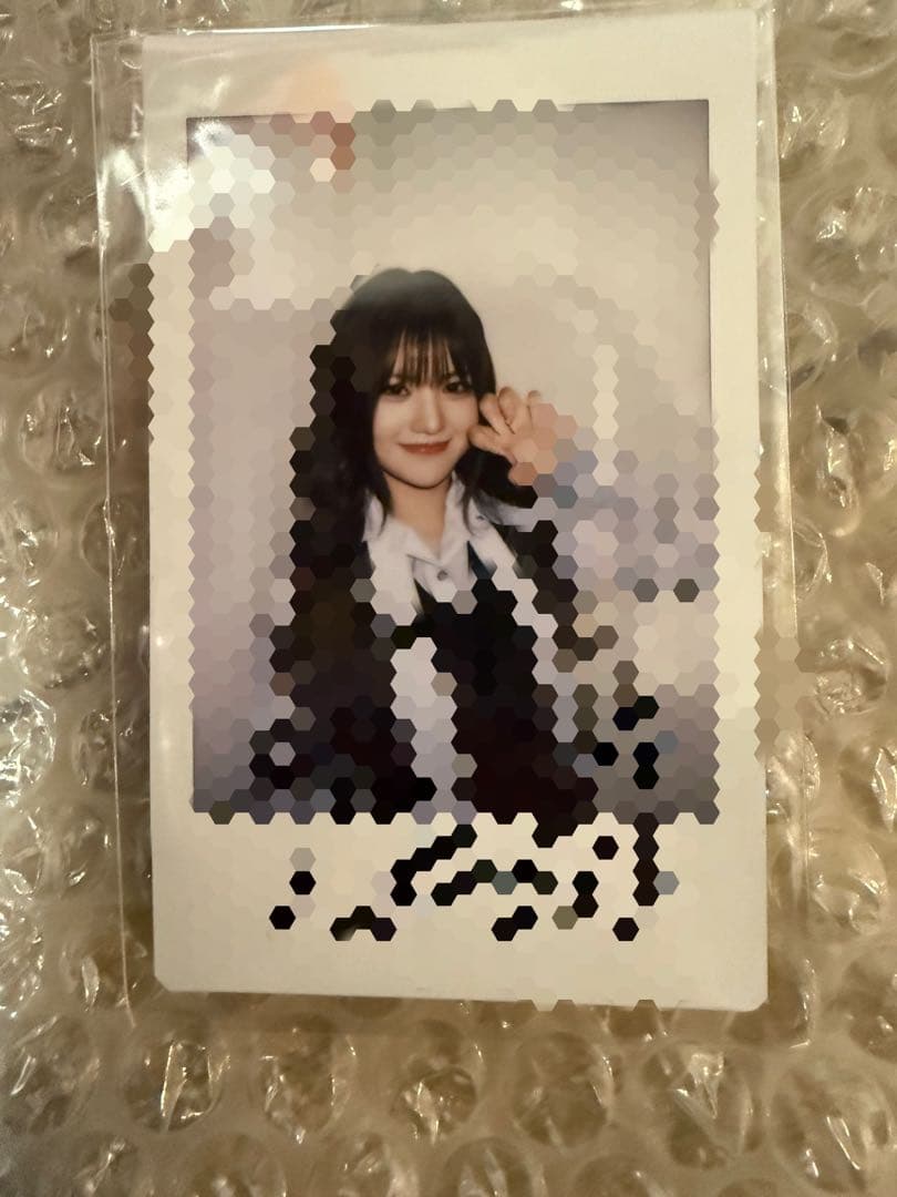 MADEIN セリナ サイン入り チェキ トレカ セット MADEIN ラッフルクジ B賞 セリナ 直筆サイン入りチェキ - メルカリ