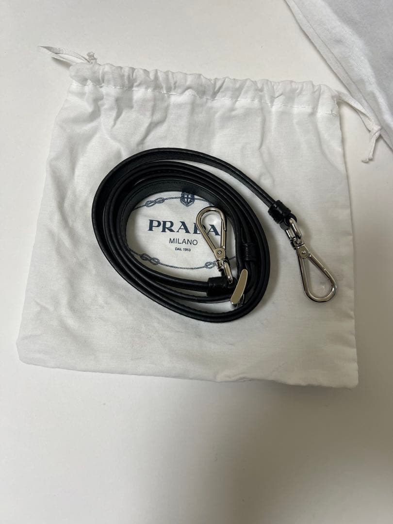 【未使用美品】PRADA ムーン パデッドナッパレザー ショルダーバッグ