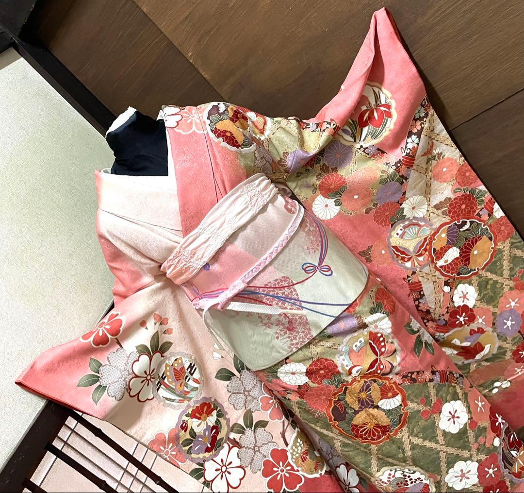 振袖 フルセット6点サイズS〜M 駒刺繍 雪輪花蝶文 金彩 正絹 - メルカリ