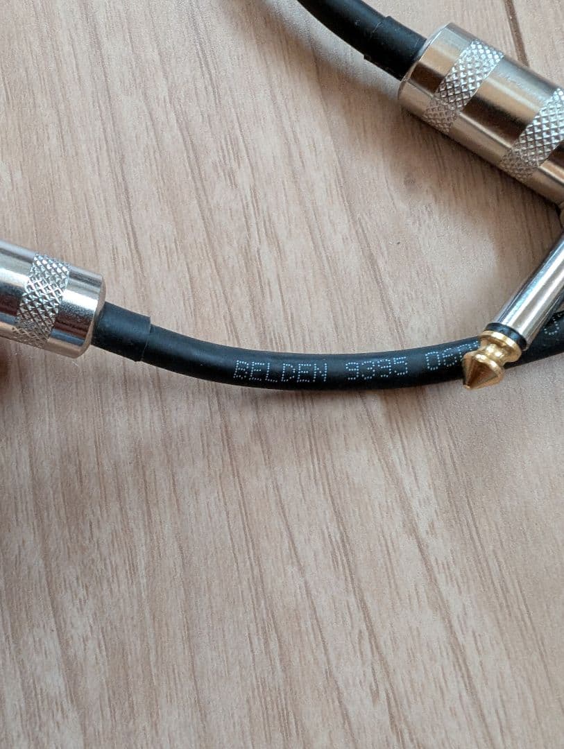 送料無料　ギターエフェクター　パワーサプライ　パッチケーブル　BOSS ZOOM