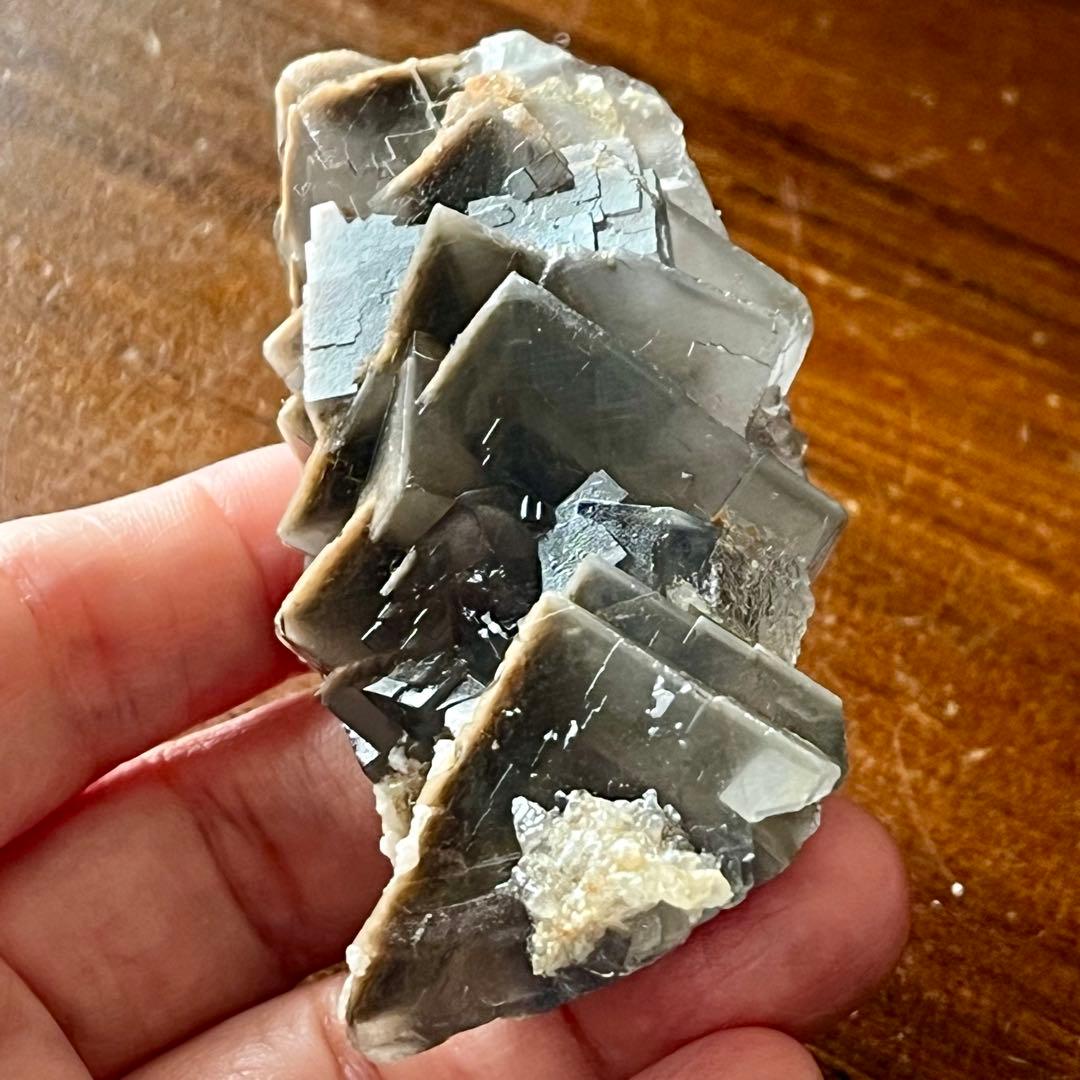 美品 フローライト グレー 半透明 561.25ct 一点物 蛍石 原石 鑑賞石