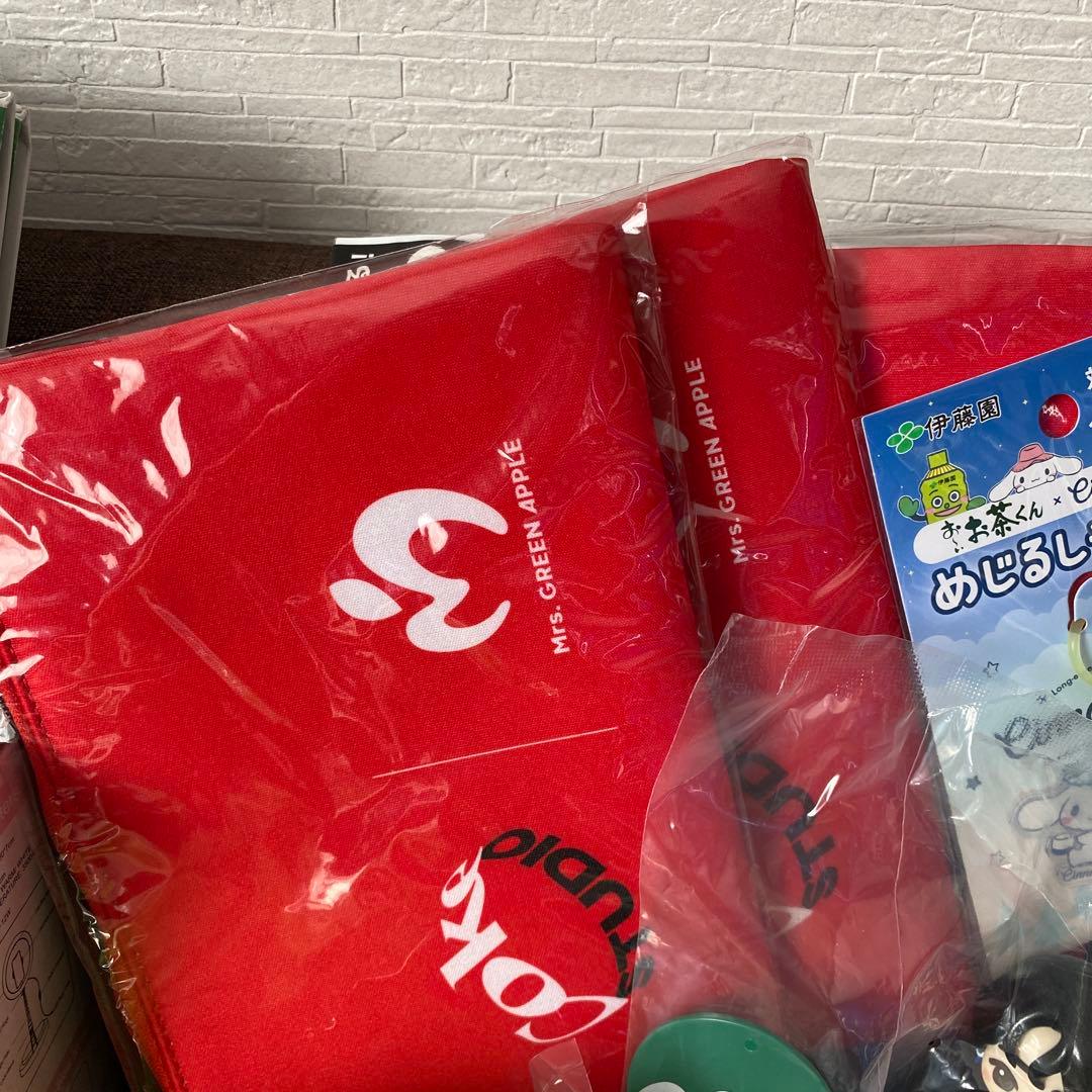 T*A様 Mrs. GREEN APPLE ミセス　メメル　キーホルダー　ぬいぐ