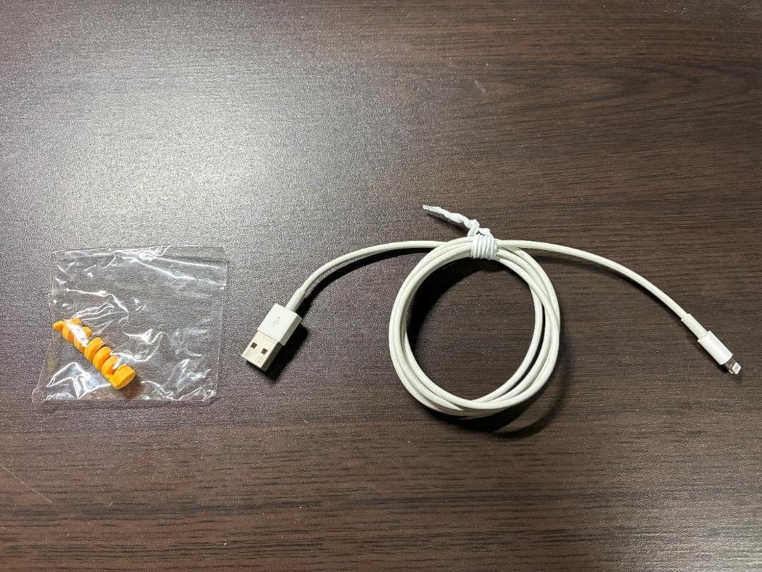 ☆おまけ付き☆iPhone 13本体 スターライト 128GB SIMフリー