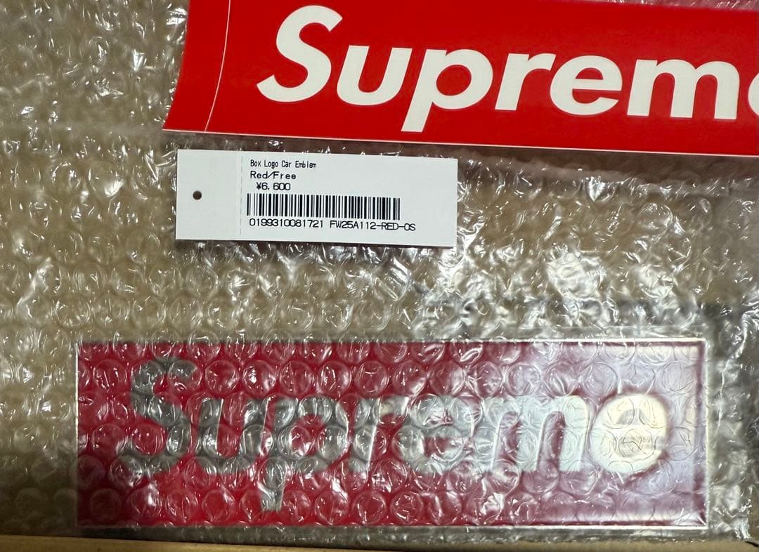 【新品未使用】Supreme Box Logo Car Emblem Red