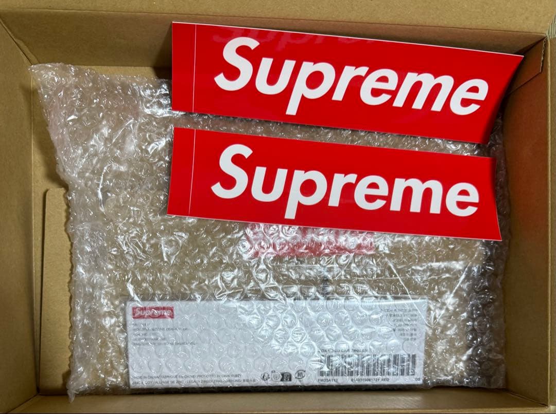 【新品未使用】Supreme Box Logo Car Emblem Red