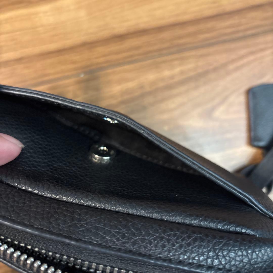 【美品】agnes b アニエスベー レザー 本革製 ミニ ショルダーバッグ