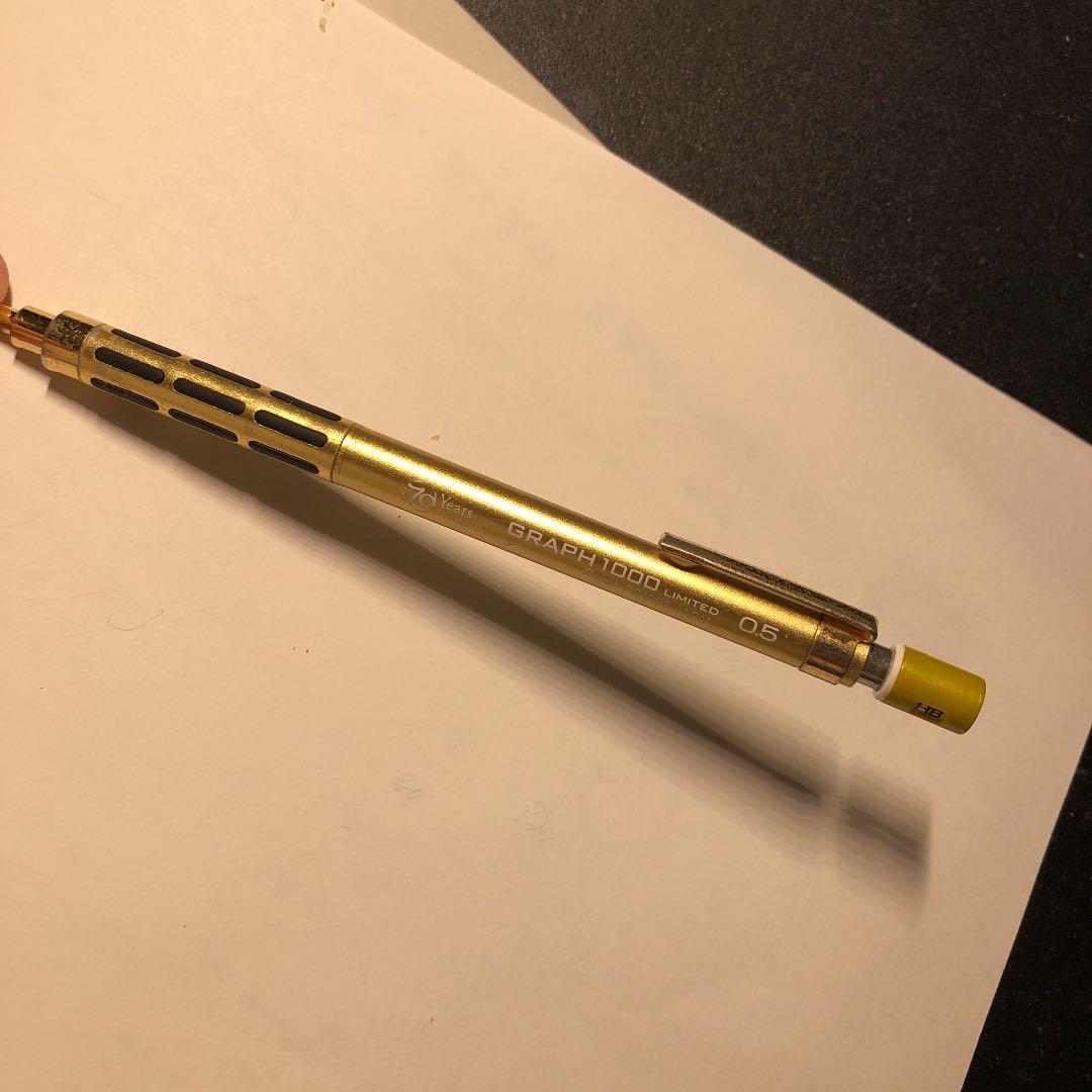 ぺんてる70周年記念 graph1000ゴールドリミテッド - メルカリ