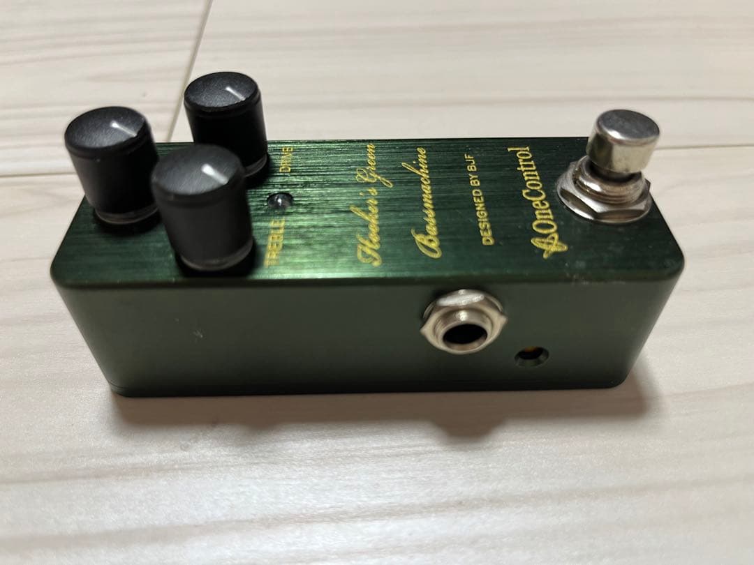 ギター OneControl Hooker's Green Bassmachine