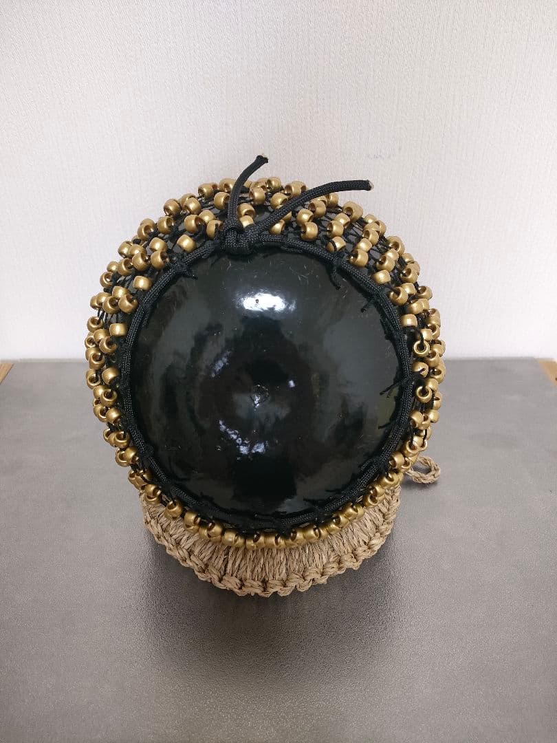 ハンドメイド シェケレ ブラック/ゴールド