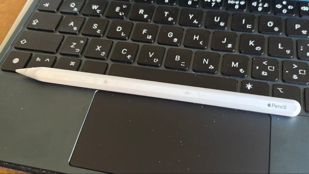 iPad Air M1 第5世代 WiFi64GB SIMフリ−キーボードセット Amazon.co