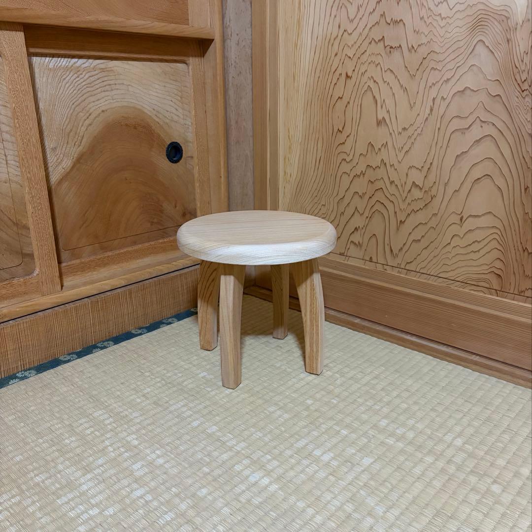 1368建具屋一筋58年のおじいちゃんの手作りスツール、イス☆けやき