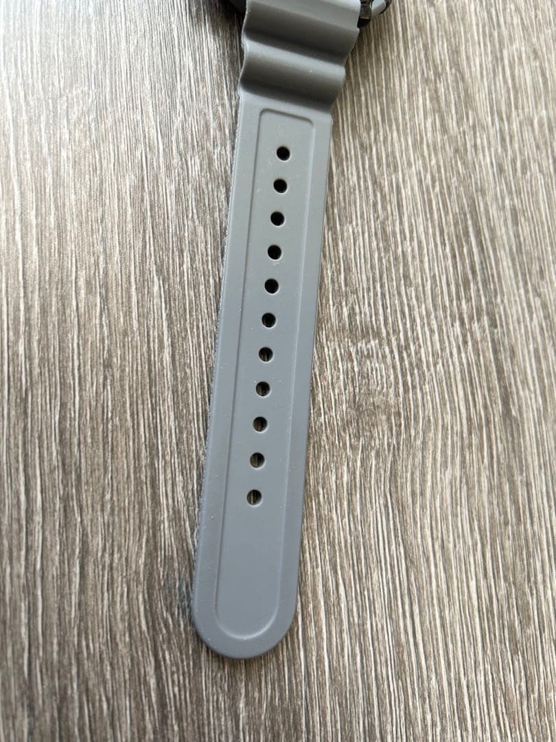 SEIKO プロスペックス メンズソーラー ダイバーズ200m 海外モデル