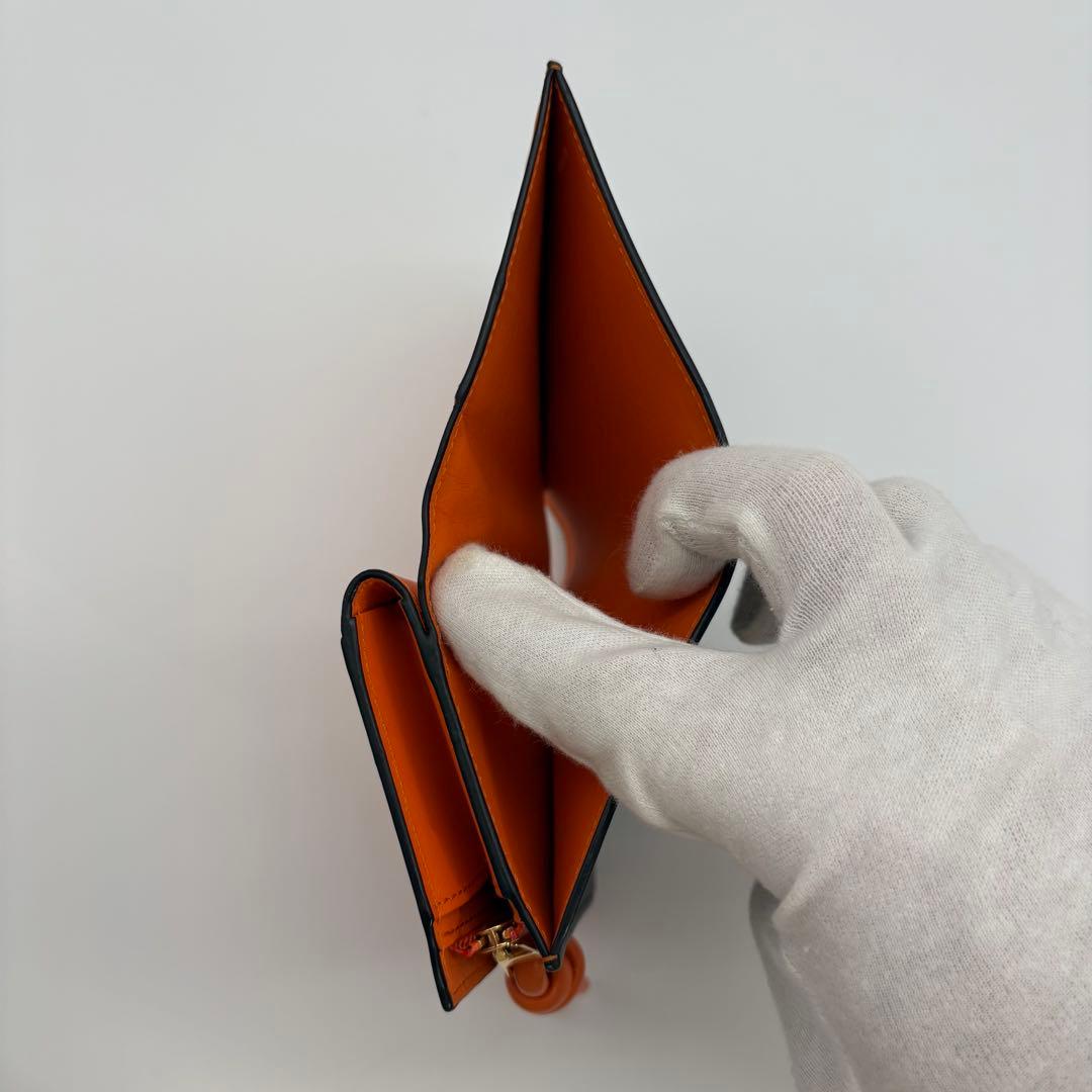 ロエベ　ノット コンパクトウォレット　レザー　ブラック　黒　オレンジ　スペイン製