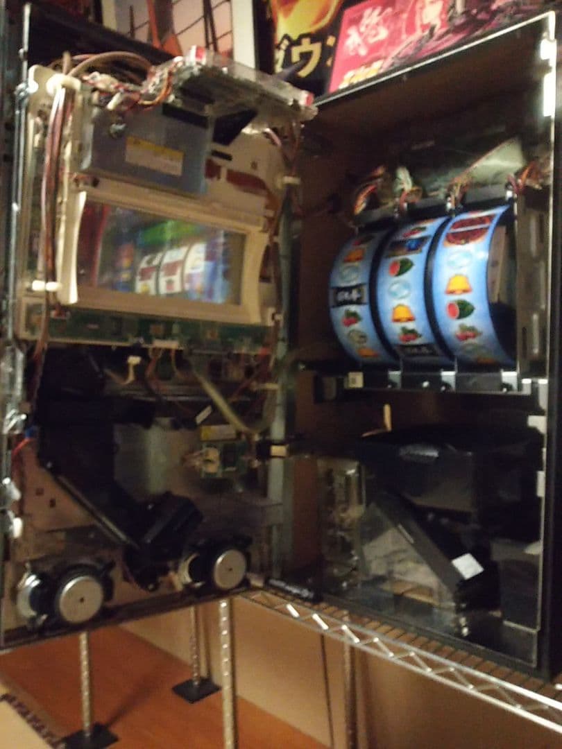 パチスロ実機 初代蒼天の拳(コイン不要機つき)