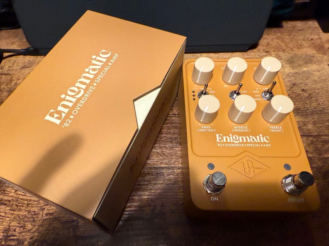 ギター UAFX Enigmatic '82 Overdrive Special Amp