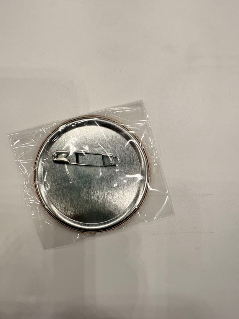 明日は月曜日! カップ 上位賞 缶バッジ 音ノ瀬奏 - メルカリ