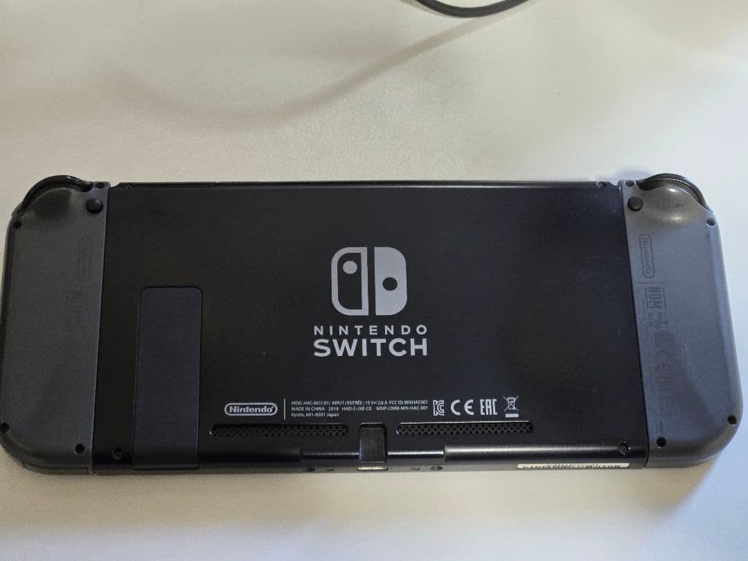 Nintendo Switch グレー 本体 付属品付き　※バッテリー問題有り